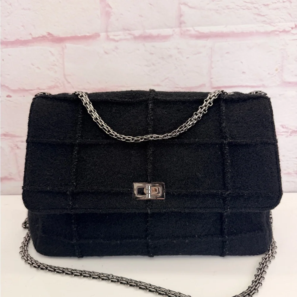 Chanel Wool Jumbo Chocolate Bar Mademoiselle Flap Black